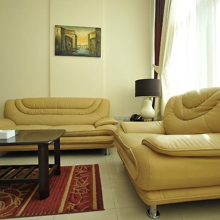 Center Ville Hotel Абу-Дабі Екстер'єр фото