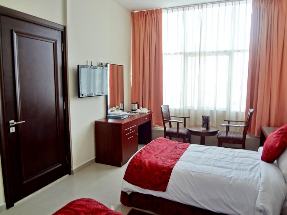 Center Ville Hotel Абу-Дабі Екстер'єр фото